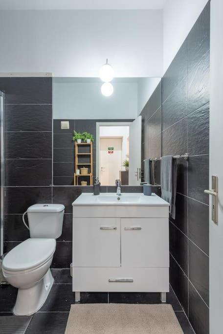 Modern Rustic Apartment In Graca Lisboa Eksteriør billede