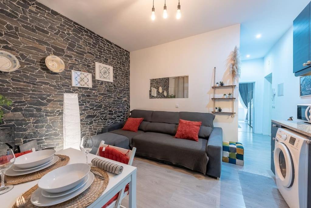 Modern Rustic Apartment In Graca Lisboa Eksteriør billede